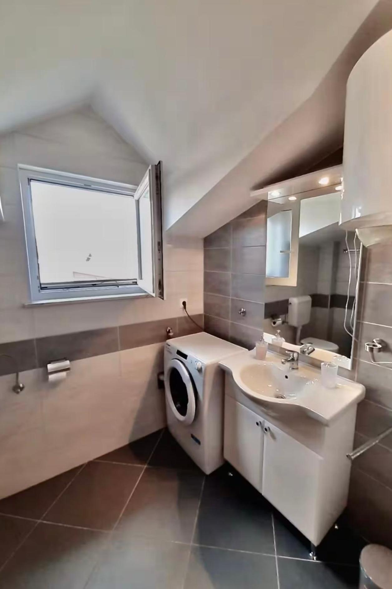 Apartements Klarić Trogir Bagian luar foto